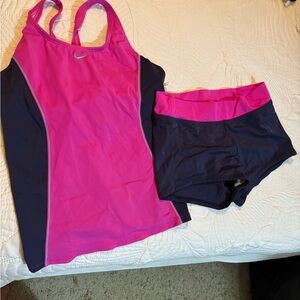 Nike Women's Pink and Navy Two  Piece Swimsuit Tankini